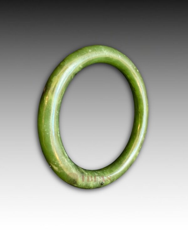 Green Nephrite Jade Bangle