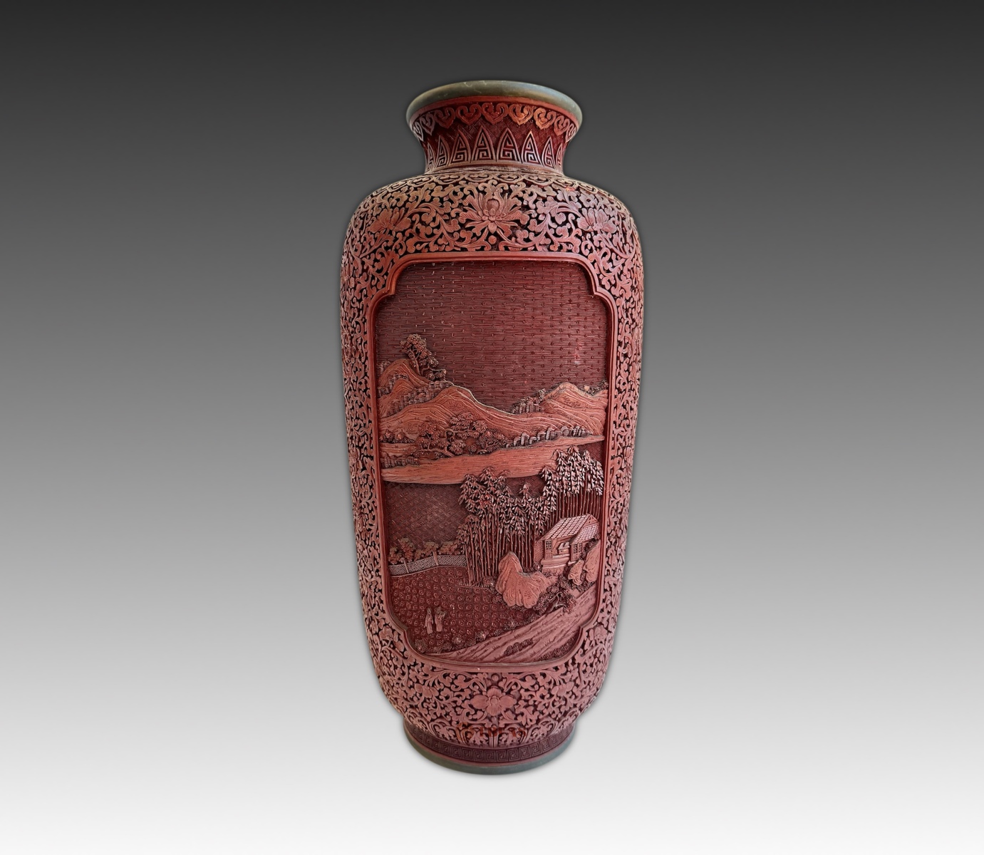 Cinnabar lacquer vase